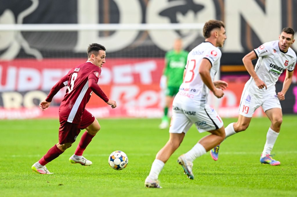 superliga:-rapid,-aproape-de-transferul-jucatorului-pe-care-si-l-doreste-de-la-cfr-cluj-–-hotnews.ro