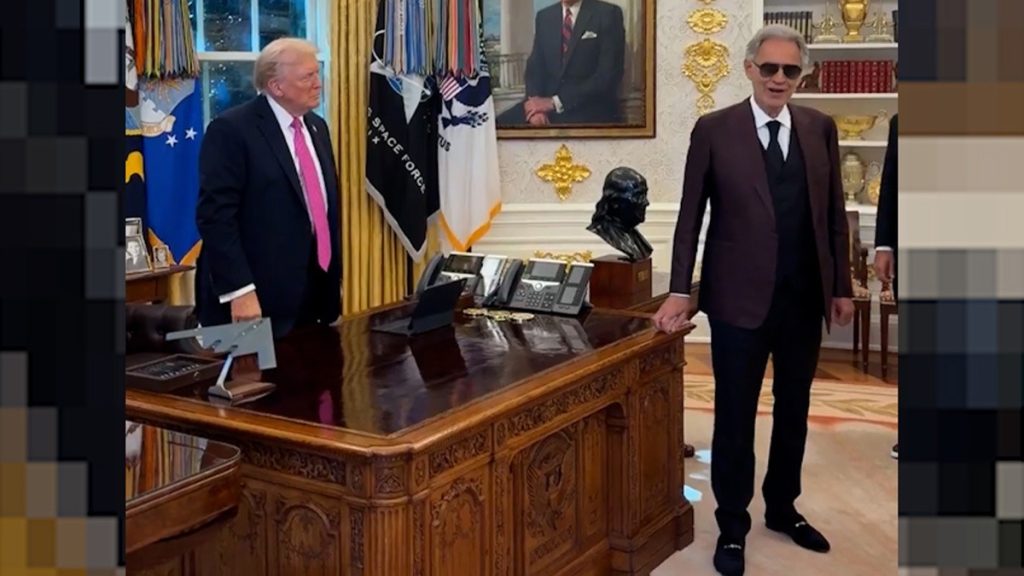 concert-pentru-donald-trump-in-biroul-oval.-muzica-lui-andrea-bocelli-a-rasunat-la-casa-alba