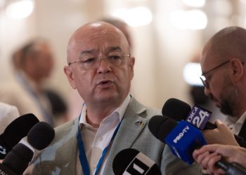 emil-boc-reactioneaza-in-urma-deciziei-ccr-privind-pensiile-magistratilor:-o-gaselnita-a-curtii