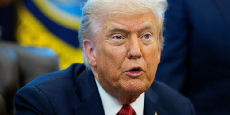 trump-spune-ca-va-rezolva-foarte-repede-criza-dintre-afganistan-si-pakistan