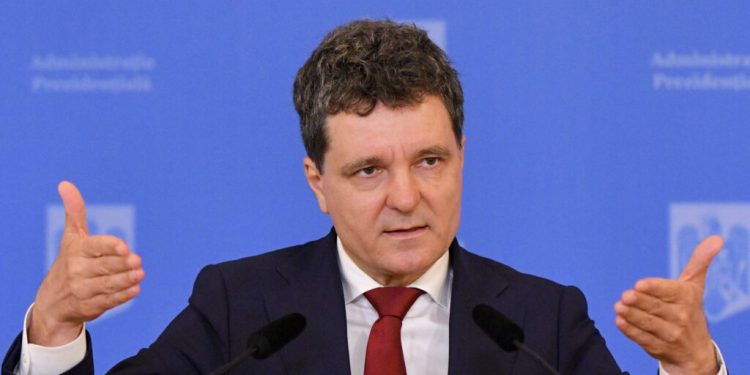 nicusor-dan-o-felicita-pe-noua-presedinta-a-irlandei,-catherine-connolly