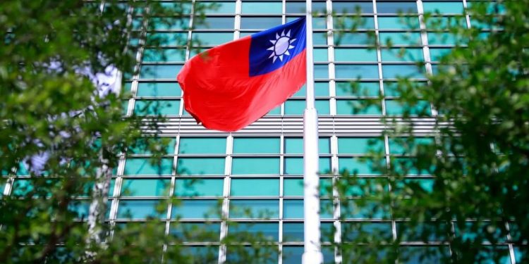 ministrul-chinez-al-apararii-solicita-sua-precautie-in-problema-taiwanului