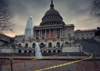 de-halloween,-trump-i-a-transformat-pe-democrati-in-fantome