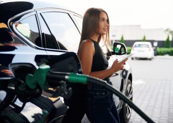 ungaria-se-pregateste-de-criza-benzinei-dupa-sanctiunile-sua-asupra-rusiei