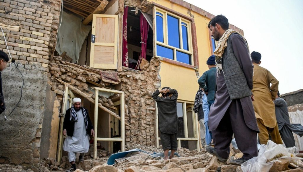 cutremur-de-6,3-in-afganistan.-cel-putin-20-persoane-au-murit-si-peste-300-au-fost-ranite