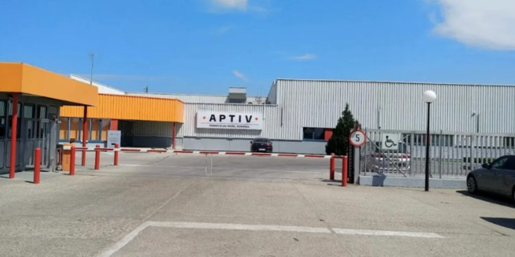 o-mare-fabrica-din-romania-se-inchide.-peste-1000-de-oameni-vor-ramane-faralocdemunca