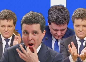 presedintele-nicusor-dan-s-a-incurcat-din-nou.-de-data-asta-in-foi,-in-timpul-unui-discurs