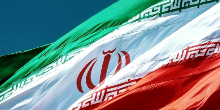 executie-publica-intr-un-oras-din-iran.-barbatul-a-fost-condamnat-pentru-uciderea-unui-medic