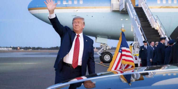 trump-reduce-tarifele-pentru-carne-de-vita,-cafea-si-alte-produse-alimentare