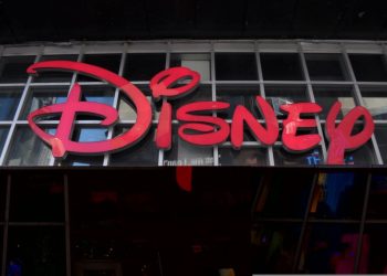 google-si-disney-fac-pace:-espn-si-abc-revin-pe-youtube-tv