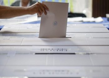 sondaj-curs:-ce-raspund-bucurestenii-intrebati-cu-ce-candidat-nu-ar-vota-in-niciun-caz-–-hotnews.ro