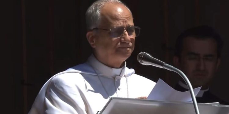 vaticanul-returneaza-canadei-artefacte-legate-de-popoarele-indigene