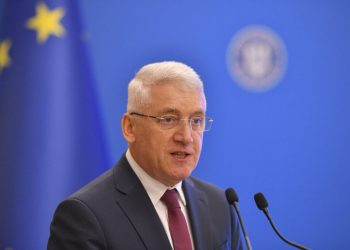 adrian-tutuianu-si-a-depus-dosarul-de-cadidatura-pentru-functia-de-presedinte-aep