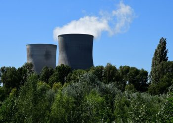 greenpeace-spune-ca-franta-trimite-uraniu-reprocesat-in-rusia-este-imoral-–-hotnews.ro