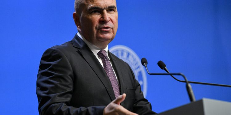 bolojan:-romania-pe-calea-cea-buna-–-venituri-in-crestere,-cheltuieli-in-scadere