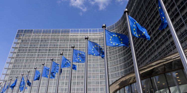 ue-va-solicita-mai-multe-scutiri-de-tarife-in-timpul-vizitei-secretarului-american-pentru-comert