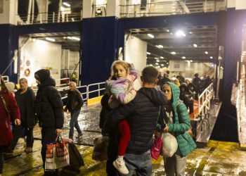 ce-a-provocat-cele-25000-de-cutremure-din-santorini.-oamenii-de-stiinta-au-descoperit-cauza