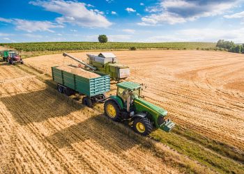 romania,-prinsa-in-capcana-importurilor,-in-timp-ce-polonezii-si-ungurii-exporta-si-produc.