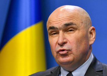 contul-oficial-al-premierului-ilie-bolojan,-localizat-in-hong-kong