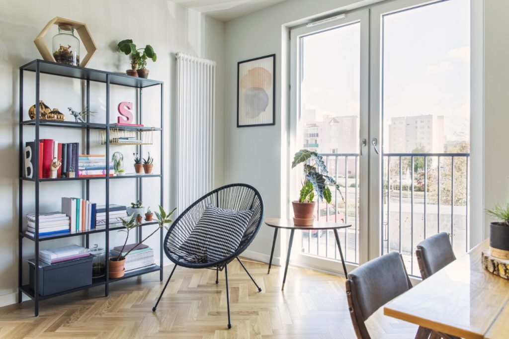 ce-taxe-platesti-atunci-cand-vinzi-un-apartament-sau-o-casa.-actele-necesare-in-2025