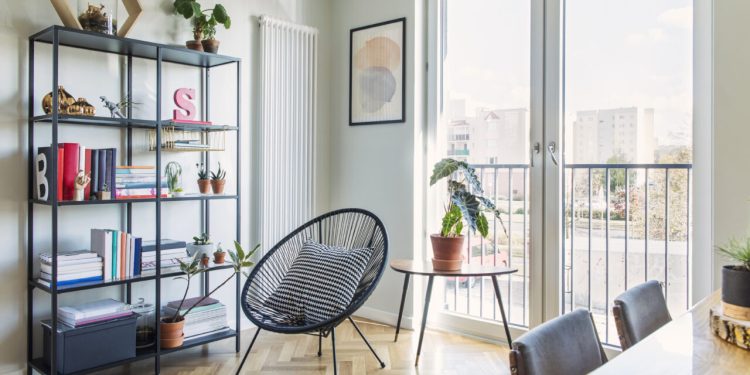 ce-taxe-platesti-atunci-cand-vinzi-un-apartament-sau-o-casa.-actele-necesare-in-2025