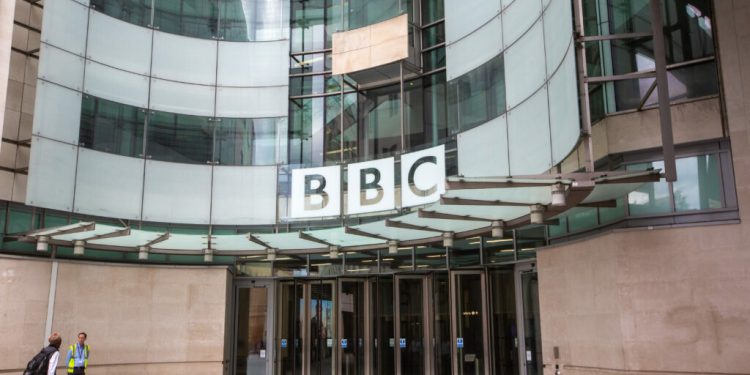 bbc-isi-cauta-director-general