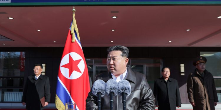 kim-jong-un-promite-fortelor-aeriene-active-noi-si-o-functie-noua-si-importanta