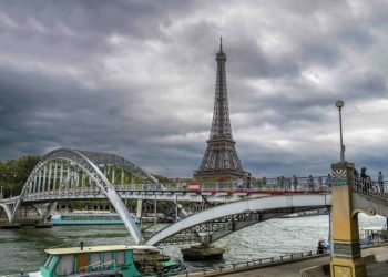 numarul-locuitorilor-din-paris-continua-sa-scada-alarmant.-care-este-motivul