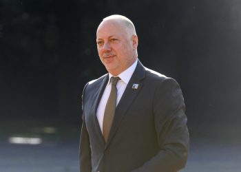 premierul-bulgariei-demisioneaza-doar-daca-trece-motiunea.-zhelyazkov-se-apara-cu-cifre-si-constitutia