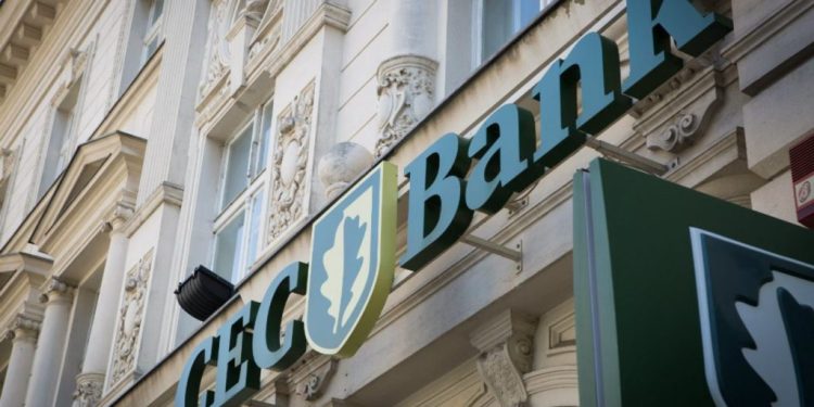 cec-bank-a-inceput-sa-isi-vanda-sediile