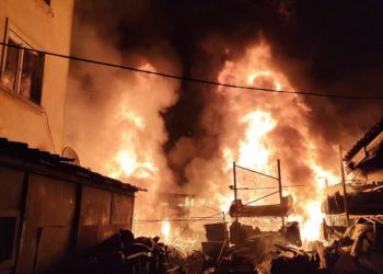 10-studenti-au-murit-intr-un-incendiu-la-un-restaurant-din-peru