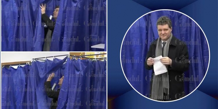 nicusor-dan-s-a-ratacit-in-cabina-de-vot-perdeluta-i-a-dat-cele-mai-mari-batai-de-cap.-nu-mai-stia-pe-unde-sa-iasa