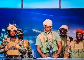 o-noua-lovitura-de-stat-un-grup-de-soldati-anunta-ca-a-preluat-controlul.-presedintele-spune-ca-armata-e-inca-cu-el