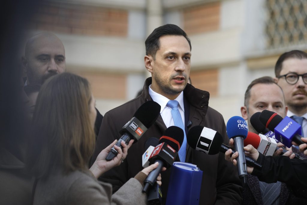 dupa-vot,-unul-dintre-candidatii-care-s-au-retras-din-cursa-pentru-bucuresti-avertizeaza:-un-pericol-real-pe-care-nu-il-putem-ignora-–-hotnews.ro