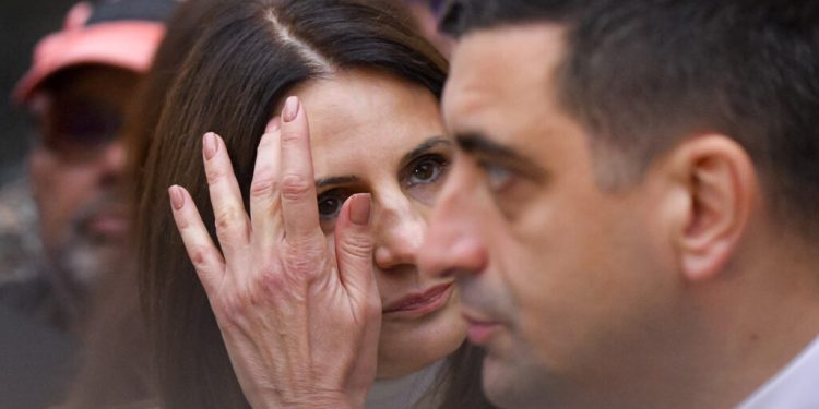 petrisor-peiu-clarifica-situatia-din-aur:-nu-exista-cereri-de-demisie-pentru-george-simion.-ce-spune-despre-anca-alexandrescu