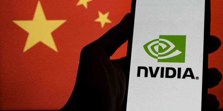 acord-intre-trump-si-xi-jinping-pentru-a-permite-nvidia-sa-exporte-cipuri-de-inteligenta-artificiala-in-china