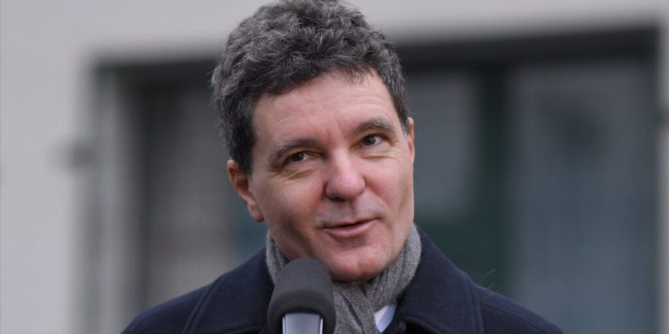 nicusor-dan,-interviu-pentru-le-monde:-in-doua-trei-luni-voi-publica-un-raport-care-sa-reuneasca-informatiile-legate-de-anularea-primului-tur-al-prezidentialelor-din-2024-/-ce-declara-despre-aur