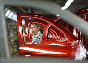 dacia-c-neo,-laudata-de-britanici:-masina-perfecta-pentru-familie,-cu-un-pret-sub-cel-al-concurentei-ce-le-a-atras-atentiala-noul-model-dacia-–-foto-–-hotnews.ro