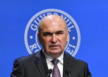 bolojan,-dupa-ce-i-s-a-spus-ca-uraste-salariatii-si-cetatenii-din-romania:-sunt-exprimari