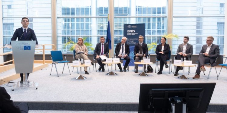 eurodeputati,-oficiali-guvernamentali-si-fermieri-din-estul-europei,-uniti-pentru-apararea-fondurilor-pentru-agricultura