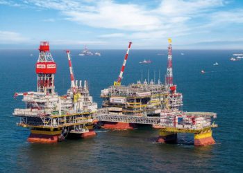 ucraina-ataca-pentru-a-doua-oara-platforma-petroliera-lukoil-din-marea-caspica