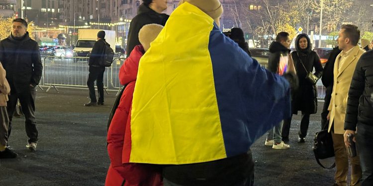 live-proteste-pentru-justitie,-pentru-a-patra-zi-la-rand-manifestantii-se-aduna-acum-in-piata-victoriei-/-actiuni-similare-in-restul-tarii-si-in-diaspora-–-hotnews.ro