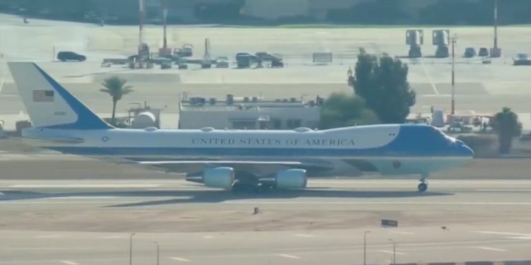 trump-si-ar-putea-primi-noul-air-force-one-in-2028,-anul-alegerilor-prezidentiale-din-sua