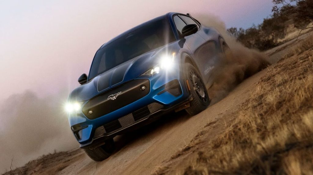 ford-sufera-pierderi-de-19,5-miliarde-de-dolari-dupa-ce-a-anuntat-retragerea-planurilor-pentru-vehicule-electrice