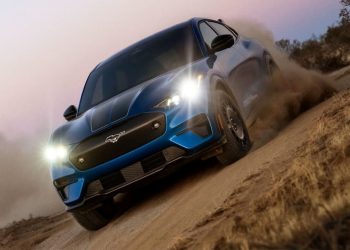 ford-sufera-pierderi-de-19,5-miliarde-de-dolari-dupa-ce-a-anuntat-retragerea-planurilor-pentru-vehicule-electrice