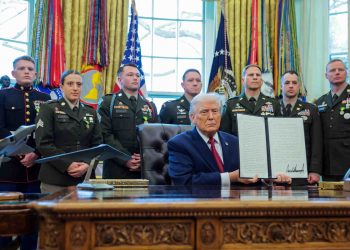 trump-declara-drogul-sintetic-care-ucide-anual-zeci-de-mii-de-americani-drept-arma-de-distrugere-in-masa,-o-miscare-fara-precedent-/-ce-inseamna-asta-–-hotnews.ro