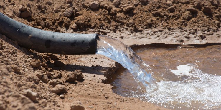 cum-folosesc-agricultorii-tehnici-de-machine-learning-pentru-a-estima-de-cata-apa-au-nevoie-plantele-–-hotnews.ro