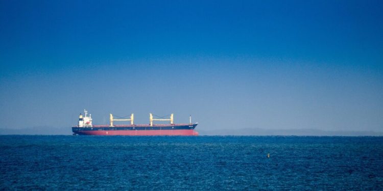 trump-anunta-blocada-totala-a-venezuelei.-petrolierele-nu-mai-pot-intra-sau-iesi-din-tara-sud-americana