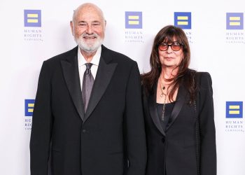 fiul-regizorului-rob-reiner,-acuzat-oficial-de-uciderea-parintilor-sai-risca-pedeapsa-capitala-–-hotnews.ro