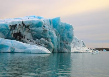 arctica-a-inregistrat-cel-mai-cald-an-din-1900-pana-in-prezent,-pe-fondul-crizei-climatice.-rusia-si-sua-vor-exploatarea-regiunii-arctice